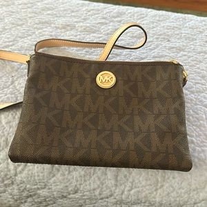 Michael Kors Fulton Crossbody Bag